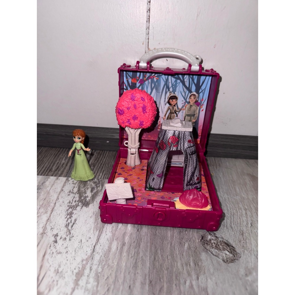 Disney Frozen 2 Pop Adventures Forest Expedition Anna Playset Hasbro E8799